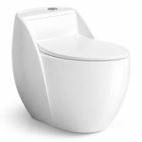 Sanitario blanco de una pieza con carcasa envolvente, tanque integrado inclinado y tapa blanca, sobre fondo blanco.