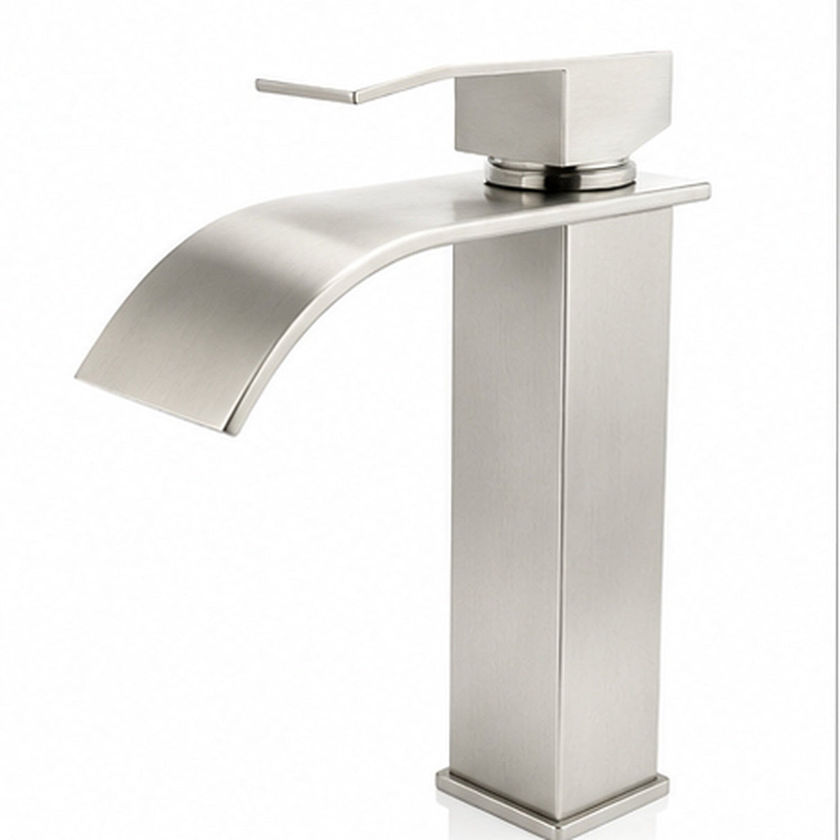 Grifería monocontrol baja tipo cascada satinada SKU 210S vista de producto