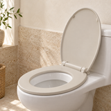 Tapa Asiento Redonda Beige con Cierre Lento: segunda vista de instalación y acabado